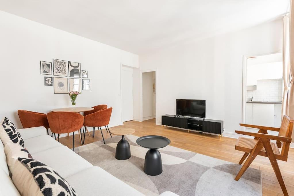 Appartement 2 Pieces #Toureiffel #Invalides パリ エクステリア 写真